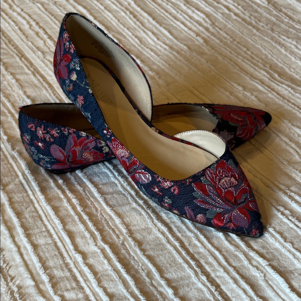 Nine West Navy Jacquard Floral Flats